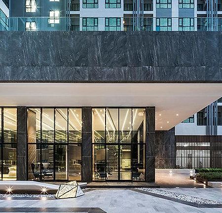 Apartmán The Base Pattaya By Feng Exteriér fotografie