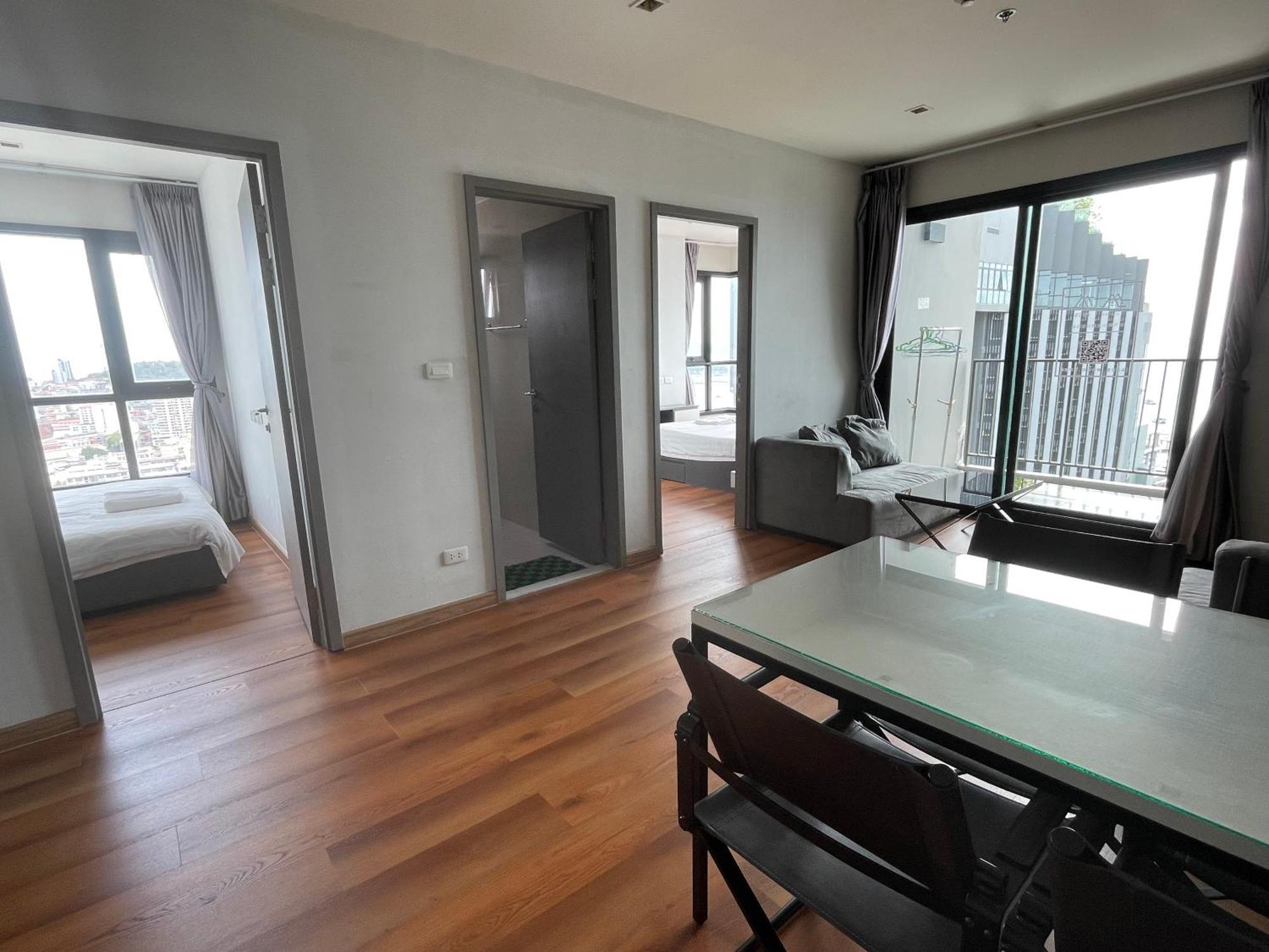 Apartmán The Base Pattaya By Feng Exteriér fotografie