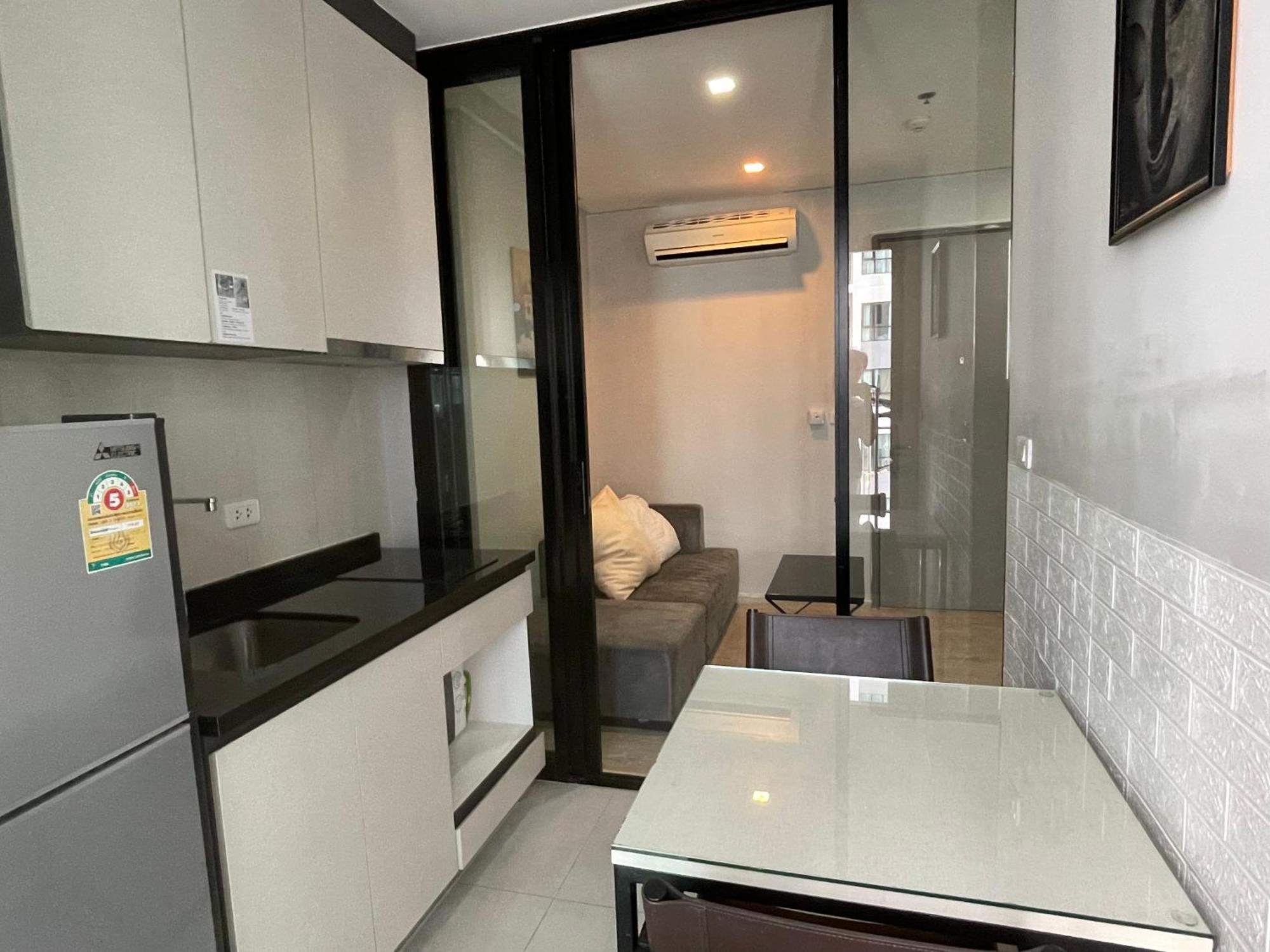 Apartmán The Base Pattaya By Feng Exteriér fotografie